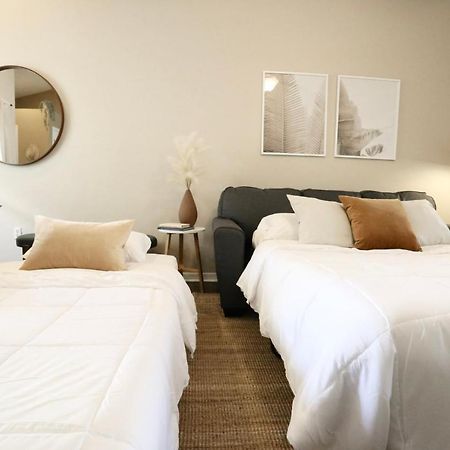 Nomad Retreat King Bed Boutique Condo W Garage Gainesville Exterior photo